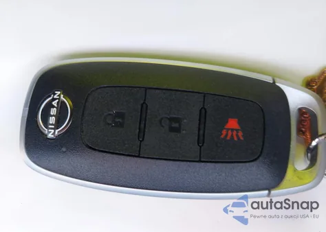 2025 Nissan Kicks Sv Fwd z USA, uszkodzony, nr VIN 3N8AP6CA3SL418036